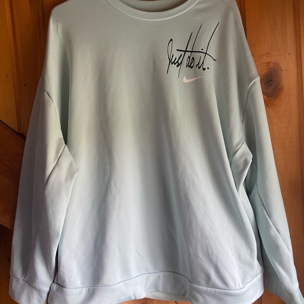 Women’s Nike Fleece Shirt